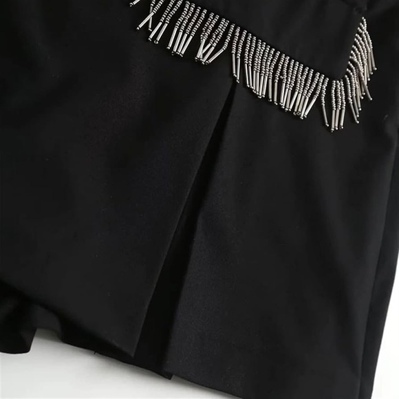 Zara black mini skirt with built in shorts / skort, tassel front pockets - Picture 6 of 8
